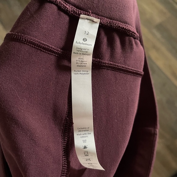 Lululemon Joggers - Picture 8 of 8